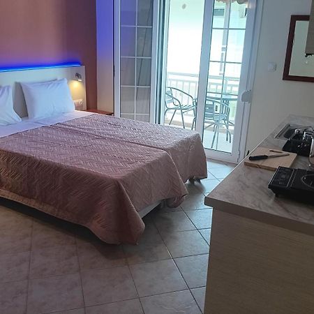 Oasis Blue Inn ليبتوكاريا المظهر الخارجي الصورة